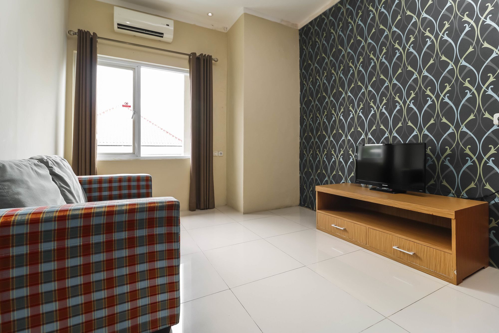 Reddoorz Plus Near Pantai Losari Makassar Exterior foto